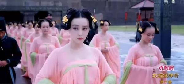 苹果+马震也比不上潘金莲 冯导都与王思聪开撕了!