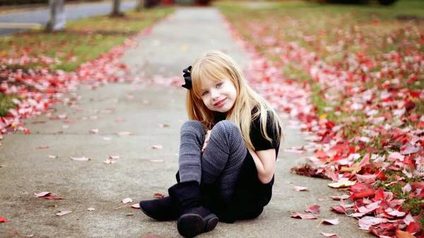 妹妹你大胆地往前走猜一成语_你画我猜题目成语美术(3)