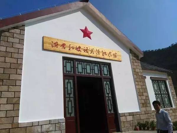 故乡,村里风光秀丽,民风淳朴,现有旅游服务中心,沂蒙红嫂祖秀莲纪念馆