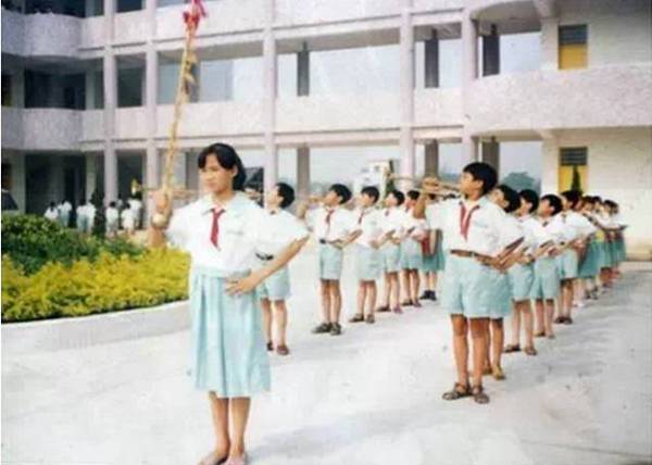 90年代汉溪小学校服