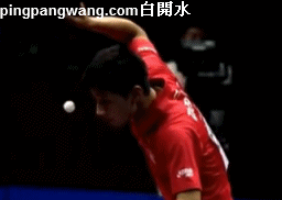 湿父郭云鹏回答:这个很正常啊,没有必要完全去模仿张继科的发球.