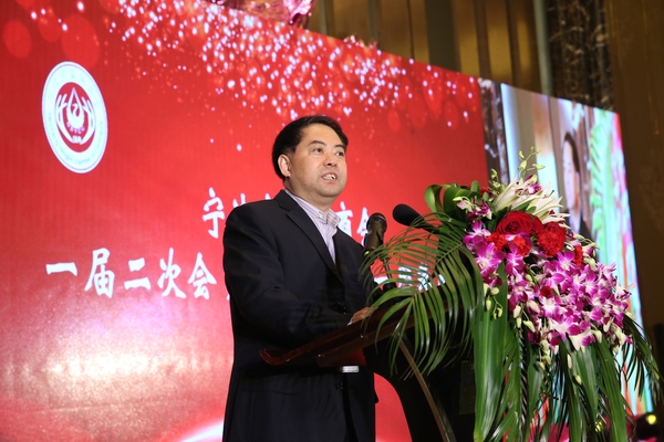在以薛东升会长为首的