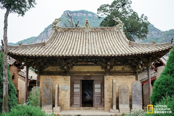 三千里夜奔龙门寺