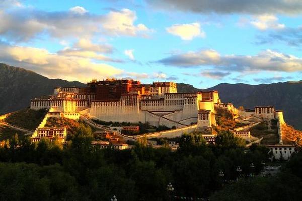 拉萨人均_拉萨风景图片