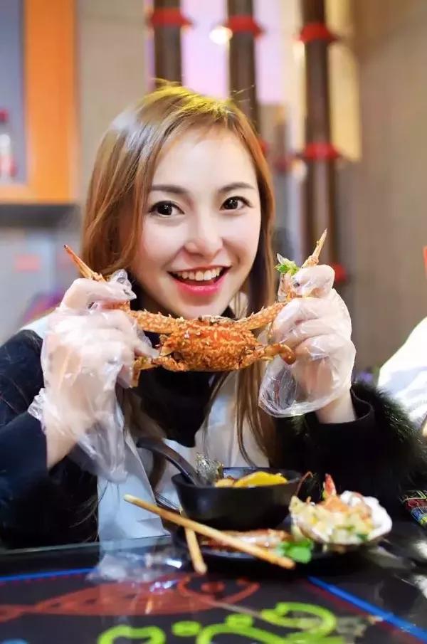 为何贵阳这家店有这么多高颜值美女出没.