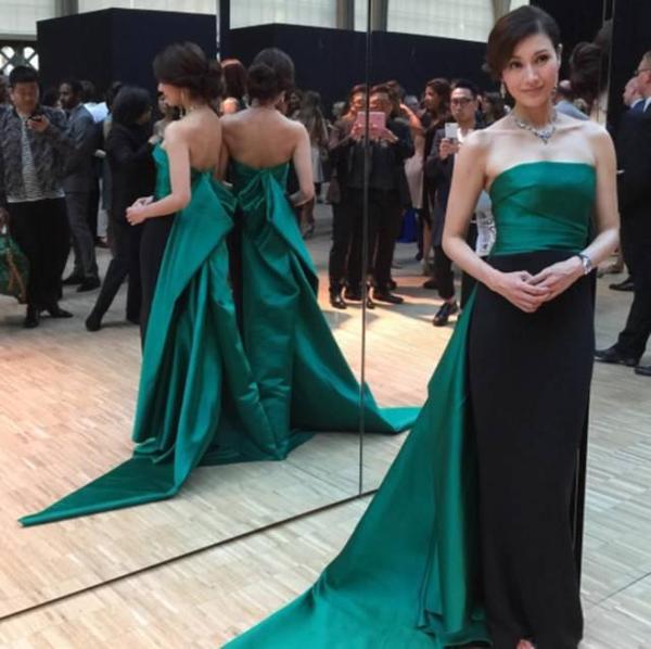 46岁的大美人李嘉欣,来感受一下她的时尚生活