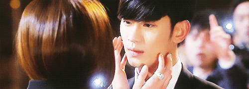 脑洞丨毁童年,那些从电视剧里走出来的神表情包