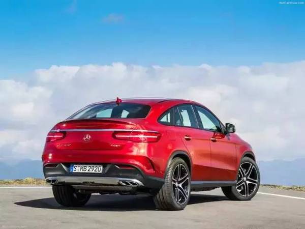 运动轿跑式suv 奔驰gle 450 amg coupe