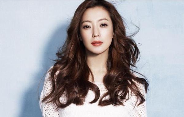 最火的女明星排名_最火女明星(2)