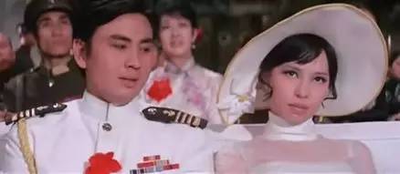 狄娜:我的每一件衣服,都不白脱