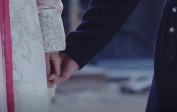 娱乐圈最用情的女人却碰到一个渣男 心疼她!