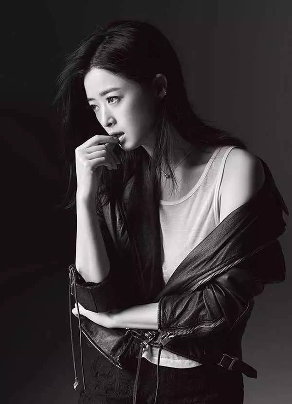 六个美女跪成一排猜一成语_木猜一成语疯狂看图