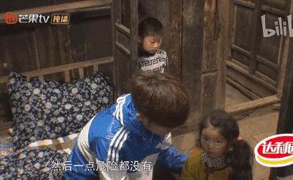 八卦|董力能不能给阿拉蕾好好梳头发?小可爱都变成小乞丐了