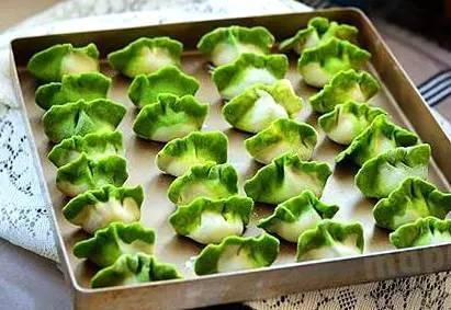 包饺子,下锅煮,这么好看的饺子,你敢说自己没胃口么? ?