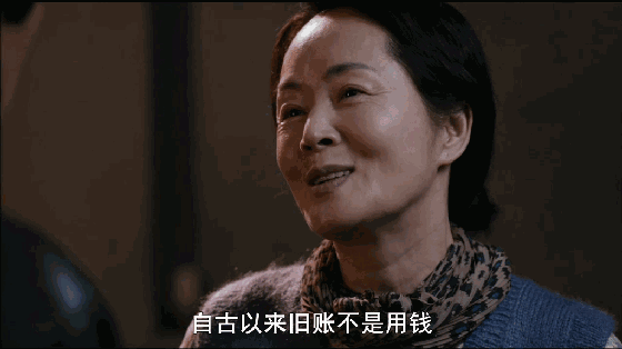 除了买新房,他还重新回到故地,看望了曾经欠下饭钱的餐馆老板娘