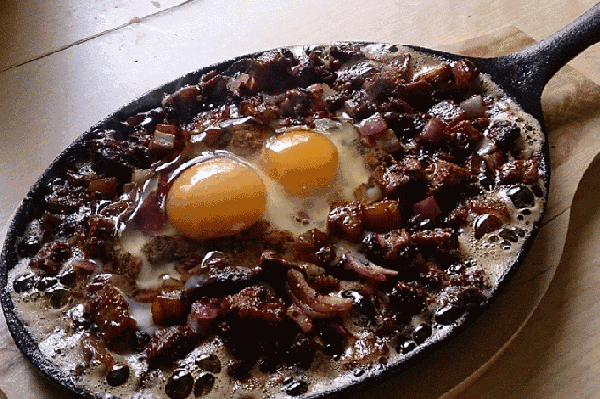 朱门酒肉臭豆腐,路有冻死骨头汤 @里6 名列前茅台酒,刻舟求剑南春