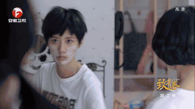 从一个行走的表情包(姚檬)到一碗行走的心灵鸡汤(朱小北)的距离,只有