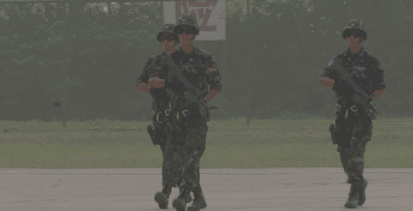 杨幂有没有离婚?《真正男子汉》里有答案