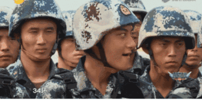 再加上《真正男子汉》里黄子韬的中二蠢萌画风.