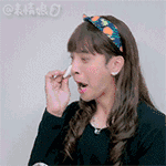 朱碧石的身份出了一首新歌《你干嘛》,辣眼的舞蹈和魔性的歌词在网上