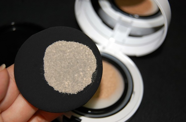 怎么抹粉底均匀 a6tej6245008725079.jpg