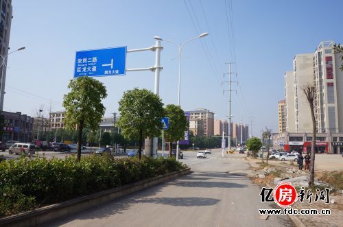 武汉"睡城"是谣传盘龙城别墅和最新v别墅农村米宽自图纸现状8建动向图片