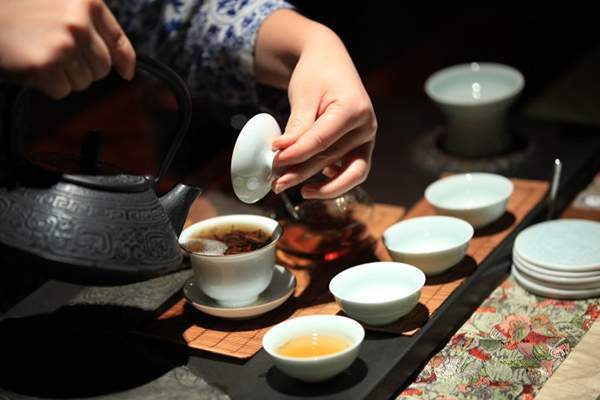 茶艺师\/评茶师员证书若保留,茶行当如何? 【爱