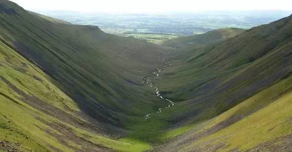 让你一次出行就看遍全部风景~ 奔宁山脉-青山区 (pennines —— peak