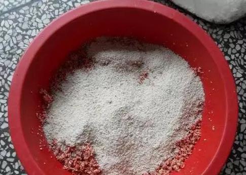 怎么样自制钓鱼酒米窝料 a8t8w8106676976840.jpg