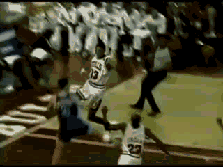 篮球场上有无数种技术,但只有这招最令人崩溃!-体育