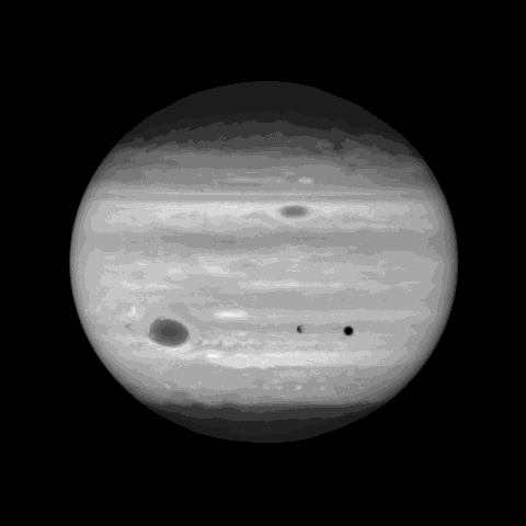 这则动态图拍摄于2015年1月19日,呈现了木星10小时自转周期前后的表面