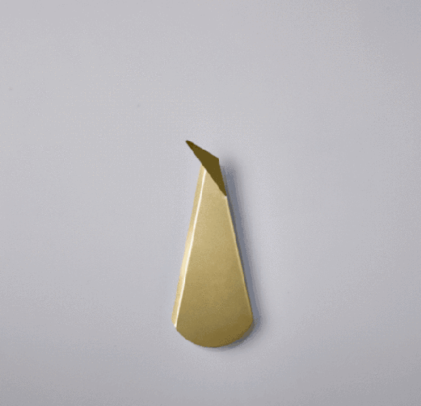 迷人,相信当鹿角和孔雀的尾巴在散射出来的一刹那你一定会大吃一惊