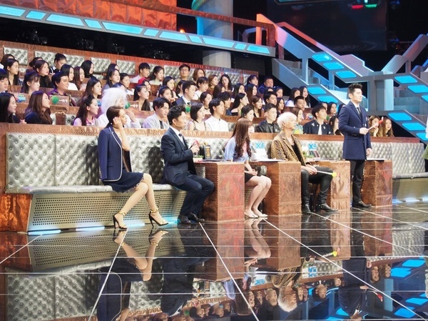 《火星情报局》温雅持续放光彩,生活中像时尚精灵
