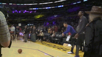 没话说,库里就是nba史上最全面的运动员!