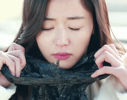 刘晓庆一双手相差50岁?全智贤比朴信惠还年轻10岁