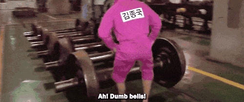 《running man》需要很强的体力和肢体搞笑来逗乐观众,尤其是能力者
