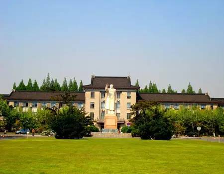 华东师范大学排名_华东师范大学