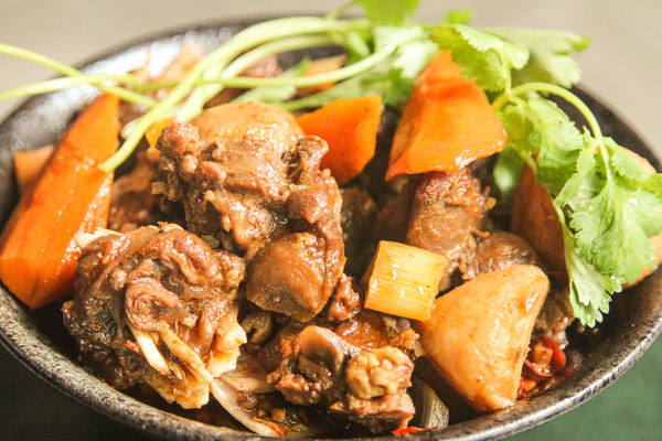 猪脚炖什么好吃冬天 a4gn481119161999325.jpeg