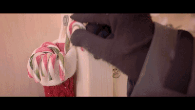 今年,我们给圣诞老人送了套房