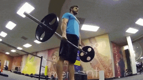 杠铃举重比起哑铃,能给肌肉更强的刺激!