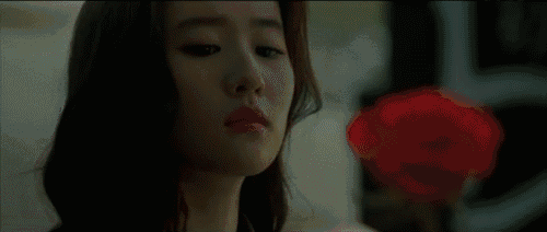 演员拍床戏的时候都在想什么?看到最后我笑了.