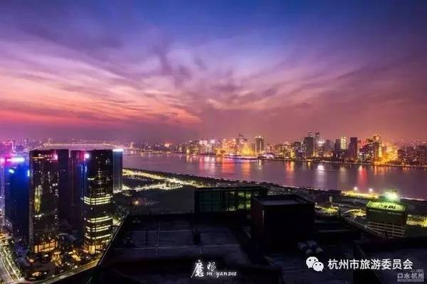 杭州人都抢疯了!这次是跨年梦幻灯光节,免费门票狂送2000张!