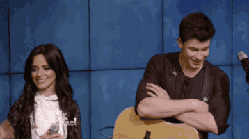 和camila合作过的萌德shawn mendes 也在推特转发了camila的声明表示