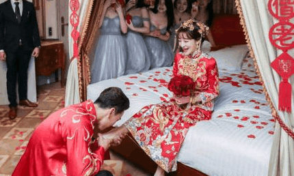 同样是结婚为什么陈紫函才花几万黄晓明花了几亿?