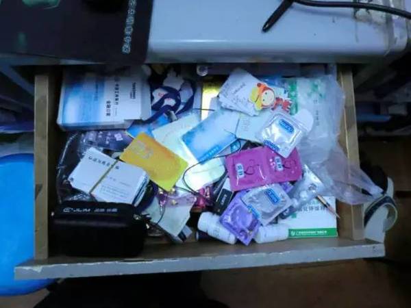 盐城一农民工回家发现半盒避孕套,才知道老婆被别人睡