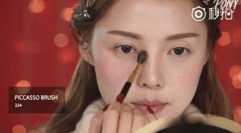 没化圣诞妆就出来耍简直是搞事情,pony表示看不下去!