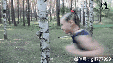 战斗民族萝莉30秒出拳221次,全家练拳,被称为世界上最