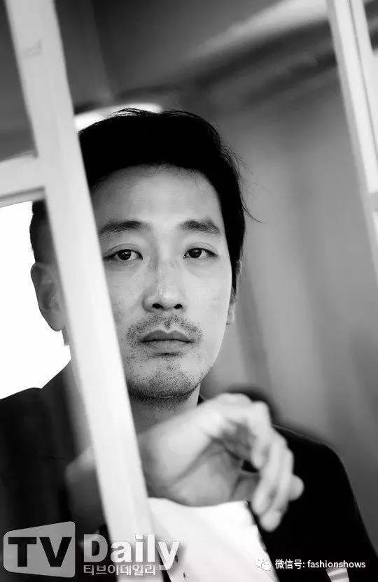 充满魅力的河正宇