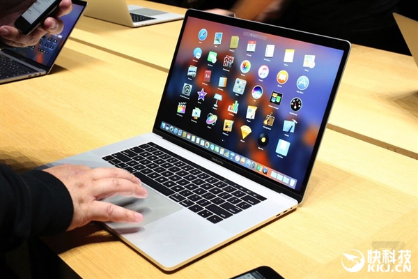 《消费者报告》再发声:新MacBook Pro真不值得买