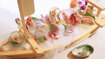 地址:鹅掌坦西槎路129号 大渔铁板烧 刺身拼盘大船,又新鲜又有颜值